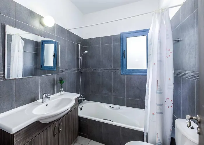 Coral Olympus Artemis Villa Peyia