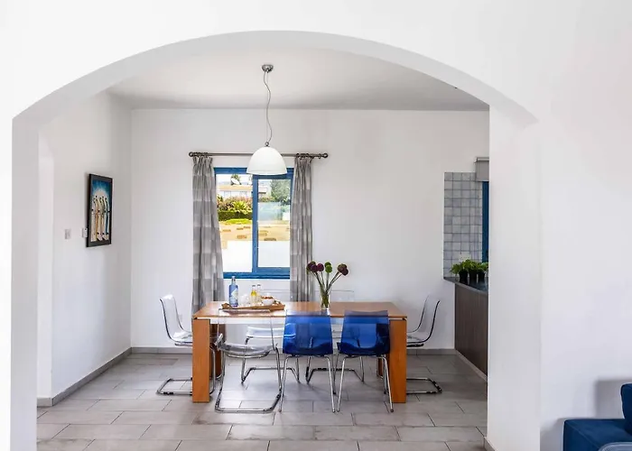 Coral Olympus Artemis Villa Peyia