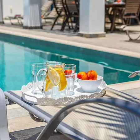 Coral Olympus Artemis ヴィラ