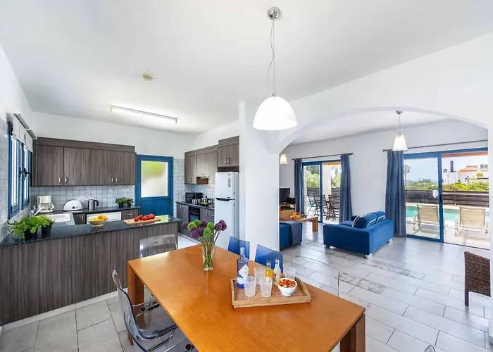 Coral Olympus Artemis Villa Peyia